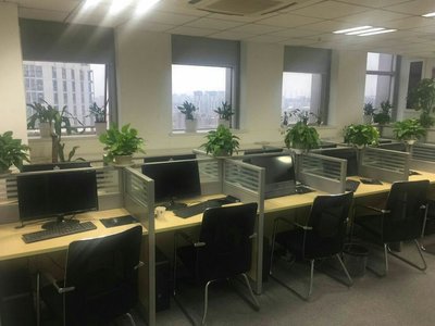 南京泓聚慧豐商務(wù)信息咨詢